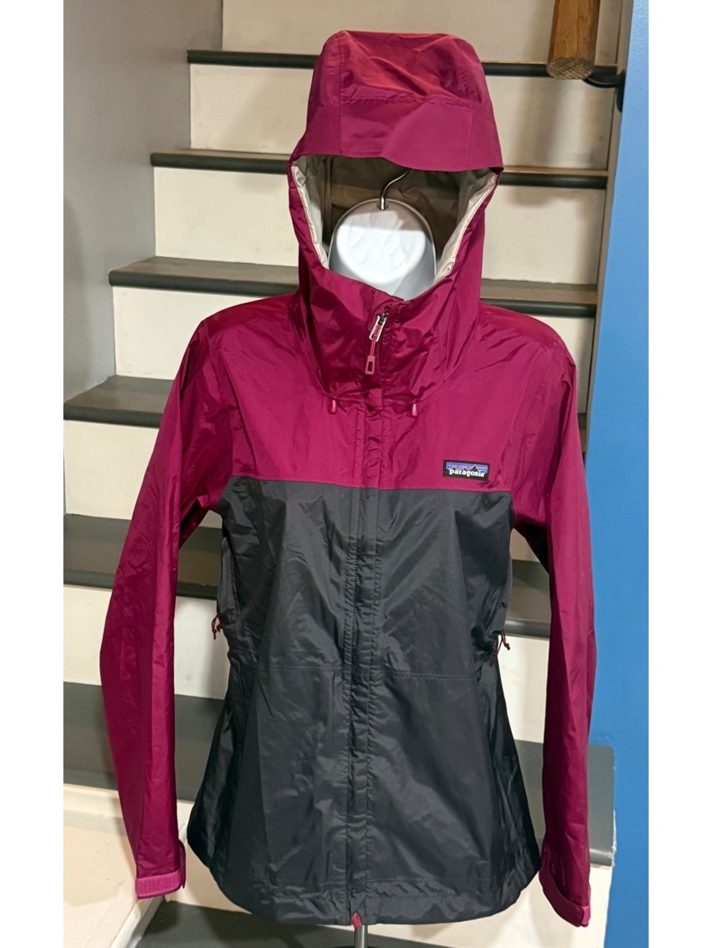 Women’s Small Torrentshell H2NO Burgundy & Forge Gray Waterproof Rain Jacket